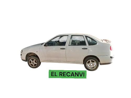 Drivksel foran venstre SEAT CORDOBA (6K1, 6K2) | BP30889398M38