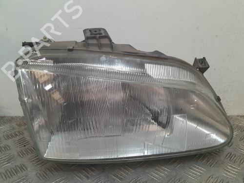 Used Right headlight Right headlight RENAULT MEGANE I Classic (LA0/1_) 1.6 e (LA0F, LA0S) (90 hp) 36223795 36223795