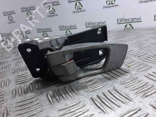 Venstre fortil invendig håndtag KIA CARENS I MPV (FC, FJ) 2.0 CRDi (113 hp) 6894213