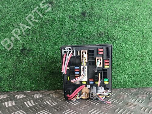 fuse-box-renault-scenic-iii-jz01_-2008-2009-2010-2011-2012-2013-2014-2015-2016-32858471 main image
