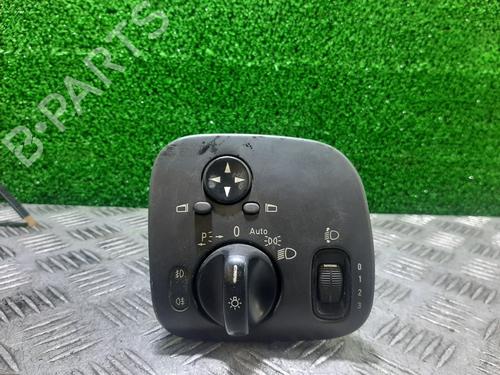 Used Headlight switch MERCEDES-BENZ C-CLASS Coupe (CL203) C 180 Kompressor (203.746) (143 hp) 21554663