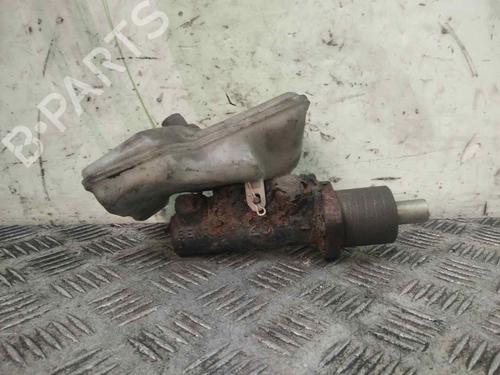 Used Brake master cylinder PEUGEOT 306 Hatchback (7A, 7C, N3, N5) [1993-2003]  18349609