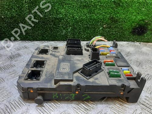 Sikringsdåse PEUGEOT 1007 (KM_) 1.4 HDi (68 hp) 27521595