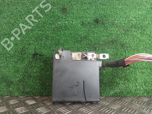 Used Fuse box Fuse box RENAULT MEGANE II Estate (KM0/1_) 1.6 16V (112 hp) 33000006 33000006