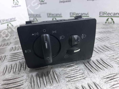 Comando luci FORD FOCUS C-MAX (DM2) 1.6 TDCi (109 hp) 6882031