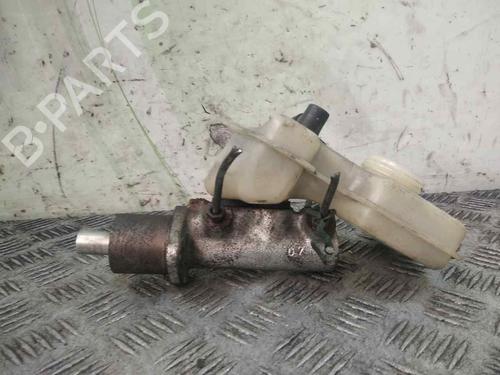 Used Brake master cylinder RENAULT 21 Saloon (L48_) [1986-1997]  18349613