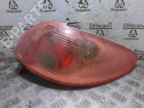 Høyre baklys PEUGEOT 206 Hatchback (2A/C) [1998-2012]  17724201