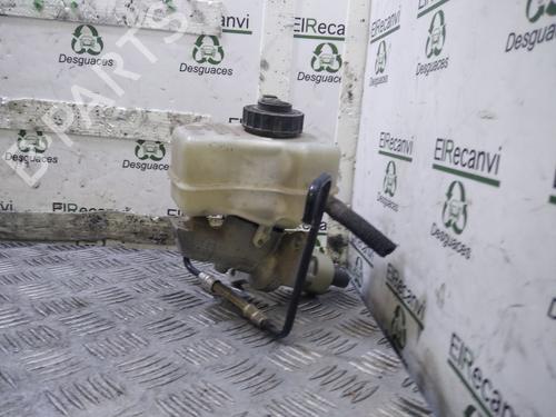 Used Brake master cylinder BMW 3 Touring (E91) 320 d (163 hp) 28733468