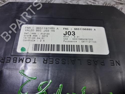 Fuse box PEUGEOT 307 Break (3E) | BP30863641E1