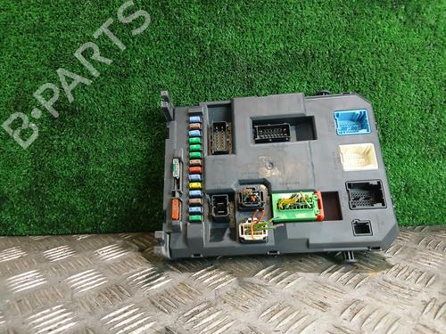 fuse-box-citroen-c3-picasso-sh_-2008-36294808 main image