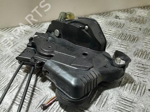 front-right-lock-toyota-yaris-_p9_-2005-2006-2007-2008-2009-2010-2011-2012-2013-2014-29537209 main image