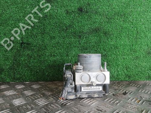 Used ABS pump RENAULT CLIO II (BB_, CB_) [1998-2016]  32208765