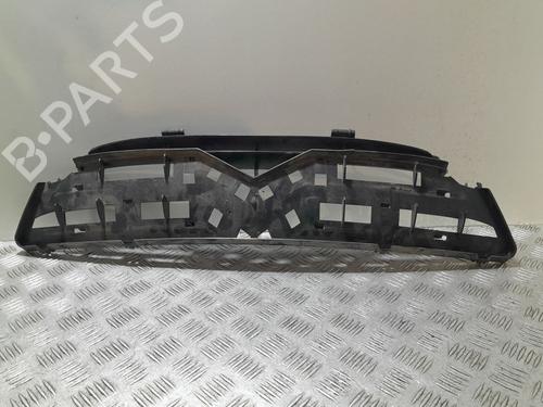 Used Grille Grille 33955230 33955230