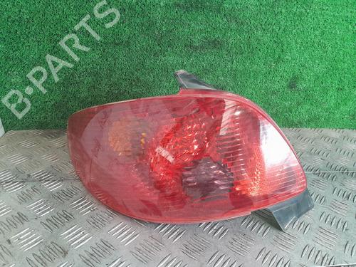 Venstre baglygte PEUGEOT 206 Hatchback (2A/C) 1.4 LPG (75 hp) 26187853