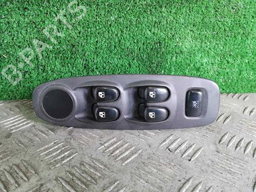 Used Left front window switch HYUNDAI ACCENT II (LC) 1.3 (86 hp) 22704782