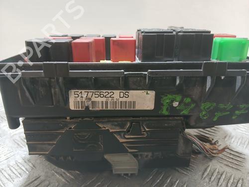 Fuse box FIAT GRANDE PUNTO (199_) 1.3 D Multijet (199.AXD11, 199.AXD1A, 199.AXD1B,... | BP32083728E1 - Image 3