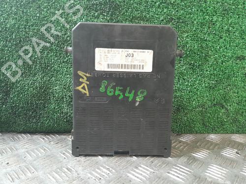 Used Fuse box Fuse box 37416712 37416712