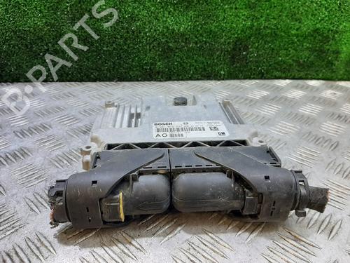 Used Engine control unit (ECU) OPEL VECTRA C Estate (Z02) 1.9 CDTI (F35) (150 hp) 26223268