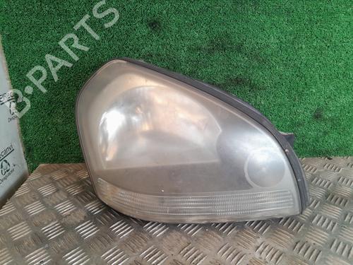 Used Right headlight HYUNDAI TUCSON (JM) 2.0 CRDi (113 hp) 27724637