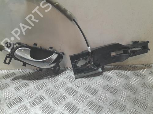 front-left-lock-nissan-pulsar-hatchback-c13-2014-33216237 main image
