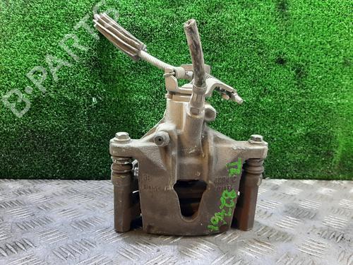 Used Left front brake caliper FORD MONDEO III Saloon (B4Y) 2.0 16V TDDi / TDCi (115 hp) 27161404