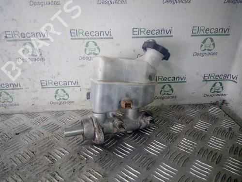 Used Brake master cylinder KIA SPORTAGE II (JE_, KM_) 2.0 CRDi (140 hp) 4544921
