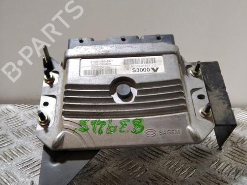 Used Engine control unit (ECU) RENAULT MEGANE II Saloon (LM0/1_) [2003-2025]  29856283
