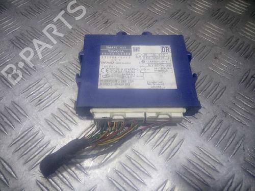 Used Electronic module TOYOTA PRIUS (_W3_) 1.8 Hybrid (ZVW3_) (99 hp) 4521377