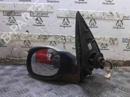 Used Left mirror PEUGEOT 206 Hatchback (2A/C) 1.4 HDi eco 70 (68 hp) 28795875