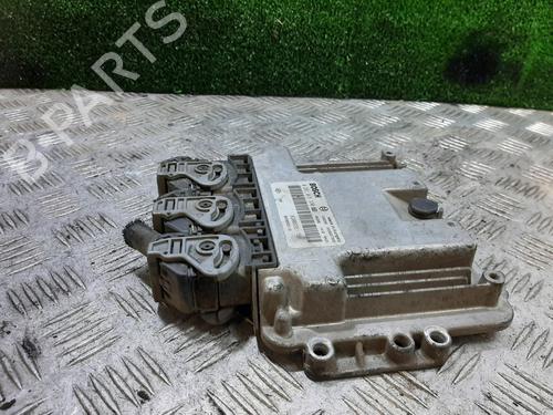 Engine control unit (ECU) NISSAN PRIMASTAR Van (X83) 2.0 dCi 115 | BP27640828M57