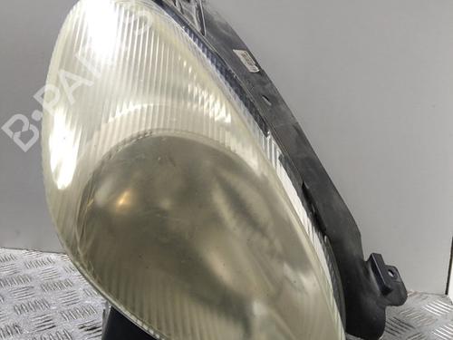 Used Right headlight CITROËN XSARA PICASSO (N68) 1.8 16V (115 hp) 30682683