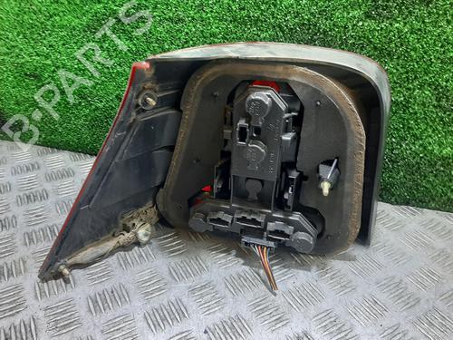 Right taillight VW GOLF IV (1J1) 1.6 | BP25717786C35