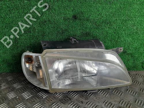 Used Right headlight PEUGEOT PARTNER MPV (5_, G_) 1.9 D (69 hp) 31611464