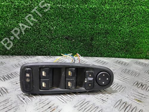 Used Left front window switch CITROËN C4 Grand Picasso I (UA_) 1.6 HDi (109 hp) 23463266
