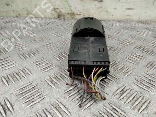 Commande de phare SEAT LEON (1M1)  | BP19397120I24 