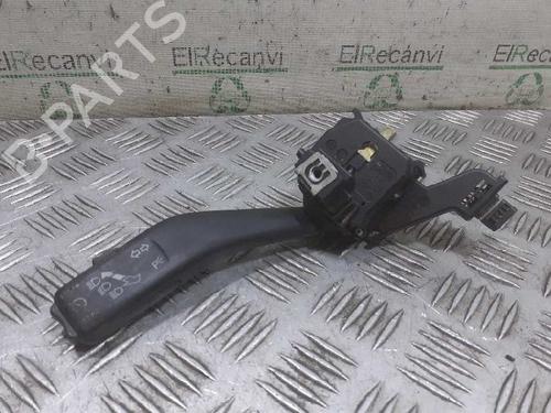 Used Headlight switch SEAT LEON (1P1) [2005-2013]  4805132
