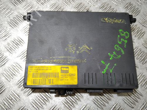 Used Fuse box Fuse box CITROËN XSARA Coupe (N0) 1.6 16V (109 hp) 33833765 33833765