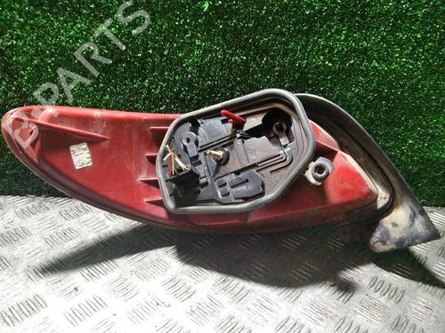 Right taillight PEUGEOT 206 Hatchback (2A/C) 1.1 i | BP24470175C35