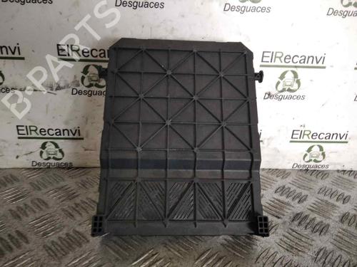 Sikringsdåse PEUGEOT 206 Hatchback (2A/C) [1998-2012]  15638393