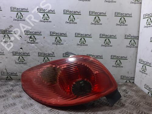 Used Left taillight PEUGEOT 206 Hatchback (2A/C) [1998-2012]  17749446