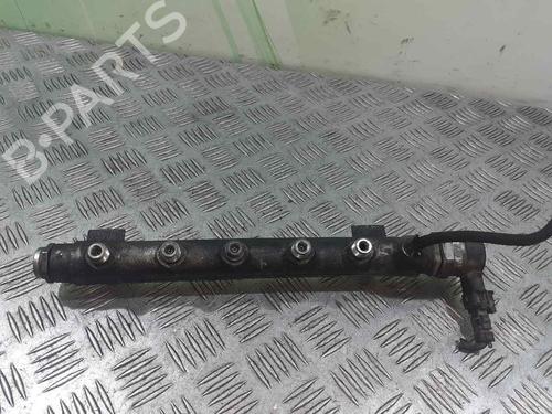 Used Injection rail HYUNDAI TUCSON (JM) 2.0 CRDi (140 hp) 8062866