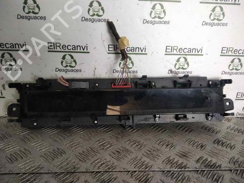 Used Instrument cluster RENAULT SCÉNIC II (JM0/1_) [2003-2010]  16836747