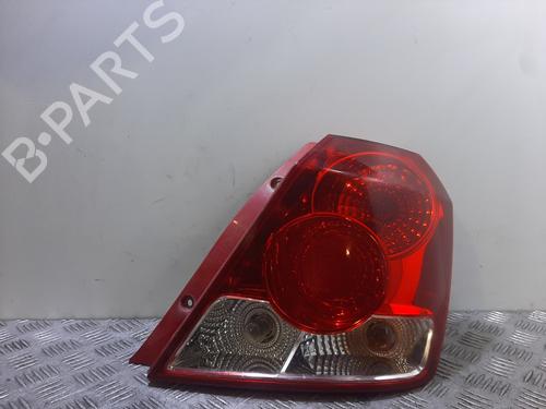 Feu arrière droit DAEWOO KALOS (KLAS) 1.2 (72 hp) 31356626