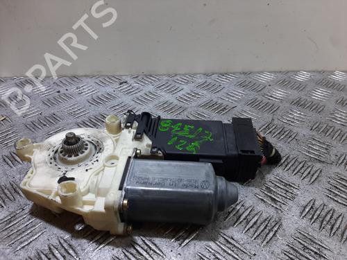 Used Right front window motor SEAT LEON (1M1) [1999-2006]  30874379