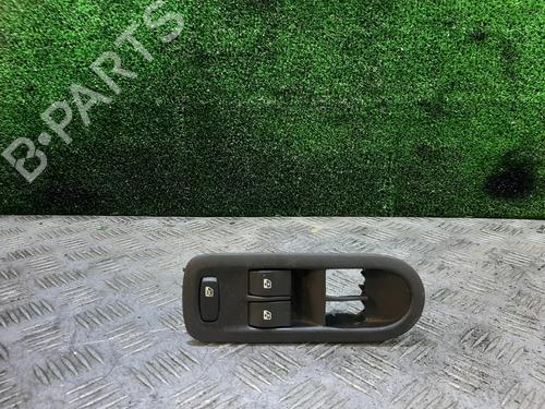 Used Left front window switch RENAULT MEGANE II (BM0/1_, CM0/1_) [2001-2012]  27660900