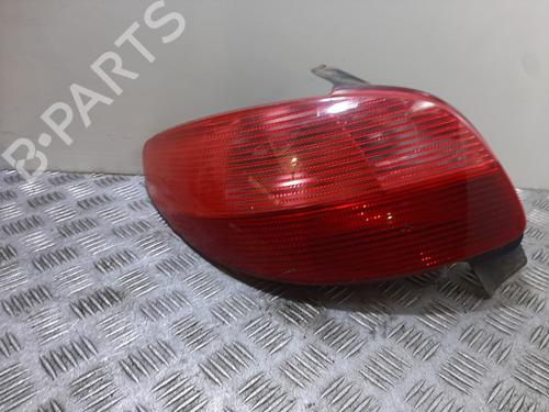Venstre baglygte PEUGEOT 206 Hatchback (2A/C) 1.6 16V (109 hp) 31380471
