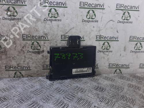 Used Fuse box RENAULT CLIO III (BR0/1, CR0/1) [2005-2014]  17077667