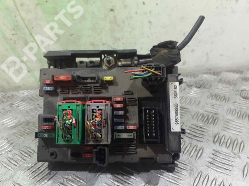 Used Fuse box Fuse box PEUGEOT 206 Hatchback (2A/C) [1998-2012] 10619726 10619726
