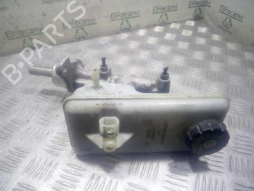 Used Brake master cylinder RENAULT TRAFIC II Van (FL) [2001-2025]  4764938