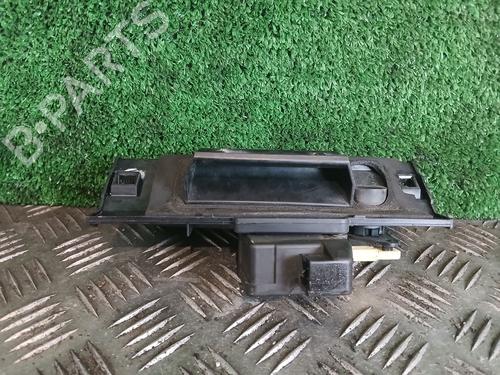 Used Tailgate handle Tailgate handle PEUGEOT 206 Hatchback (2A/C) 1.6 16V (109 hp) 31806089 31806089